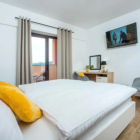 Apartment & Rooms Vila Toplissa Varazdinske Toplice Exterior photo